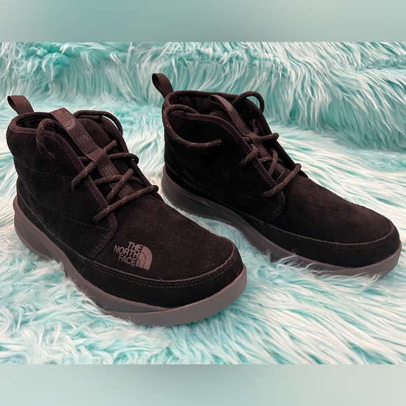 THE NORTH FACE Men's Never Stop Exploring Chukka Suede Boot - Picture 1 of 12